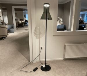 Leolux L20-001  Staande lamp Showroommodel 1