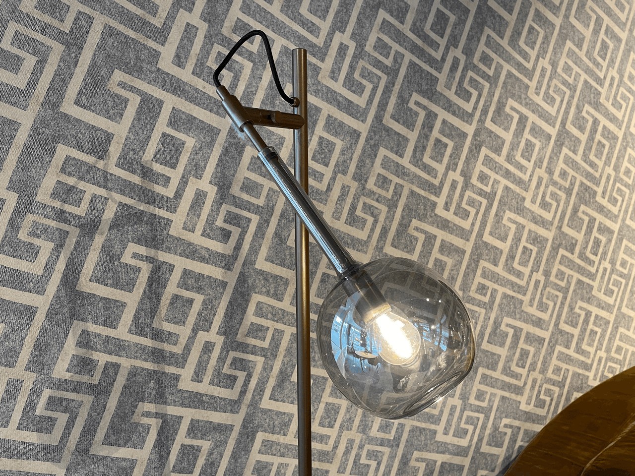 Watt Holland / Luux licht VL Globe 150-1 Staande lamp Showroommodel 3
